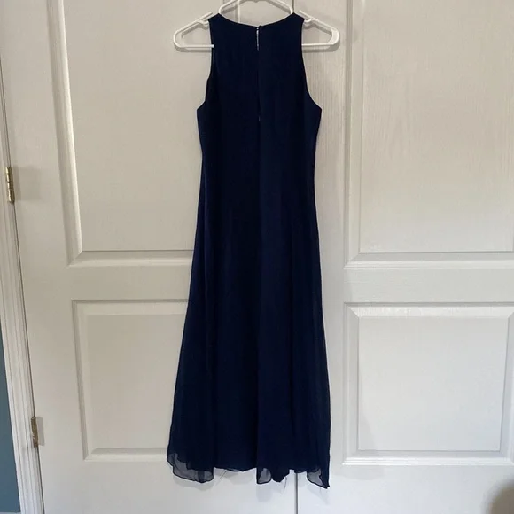 Evening Dress in gorgeous silk! Women’s sz 6 navy blue. Like new! Includes scarf - Picture 6 of 16